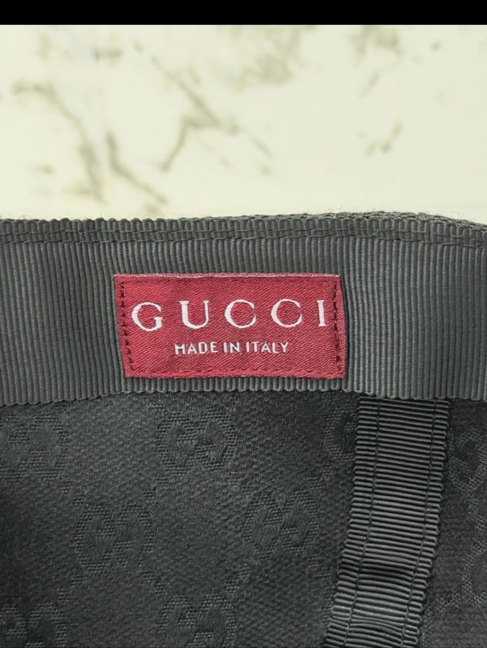 Authentic Gucci Black GG Canvas Cap with Red and Green Web Stripe - Picture 6 of 8